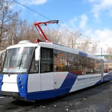 С 1 декабря в трамваях и троллейбусах начала работать система электронной оплаты проезда