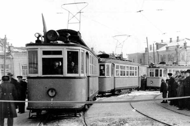 74 года исполняется со дня пуска первого трамвая в городе Барнауле