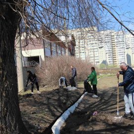 «Горэлектротранс» присоединился к последнему «чистому четвергу» апреля